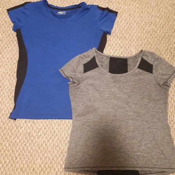 Two t-shirts - Picture 1 of 11